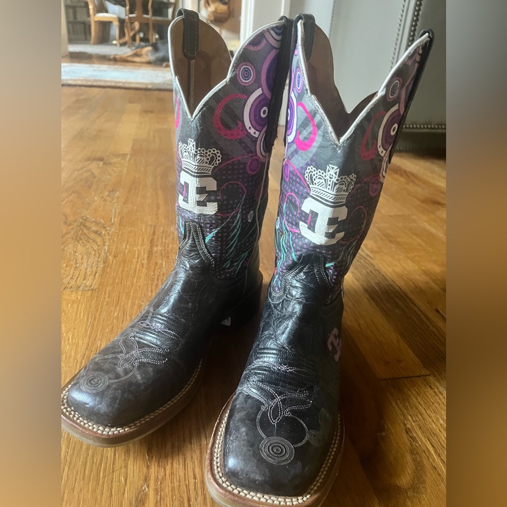 Cinch Edge Cowgirl boots